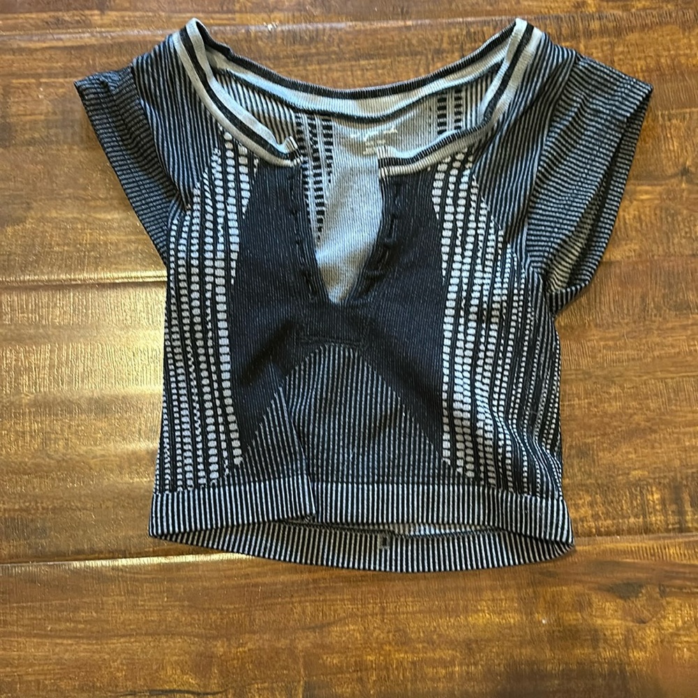 Urban Outfitters crop top